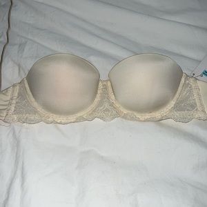 Calvin Klein strapless push-up bra. New with few marks